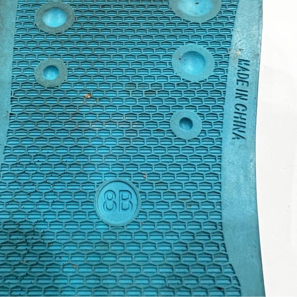 Lucky Brand Womens Size 8
Parker Pride Multicolored Ombre Slides Shoes Sandals - Picture 10 of 10